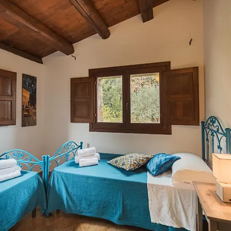 公寓 Thalia 切法卢